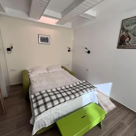 The Lodge, Separate In A Vila, With Floor Heating, Groundfloor * Sinaia