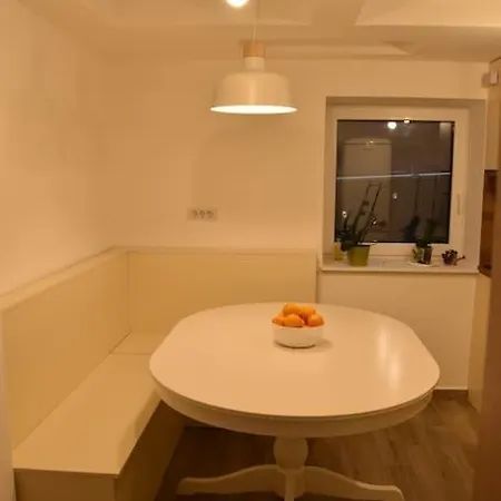 Apartment The Lodge, Separate In A Vila, With Floor Heating, Groundfloor Sinaia