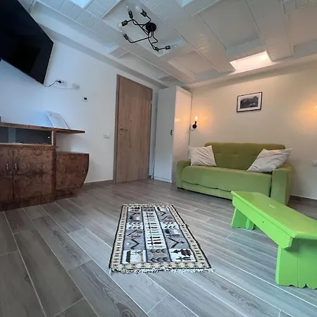 Apartment The Lodge, Separate In A Vila, With Floor Heating, Groundfloor *