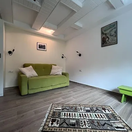 Apartment The Lodge, Separate In A Vila, With Floor Heating, Groundfloor Sinaia